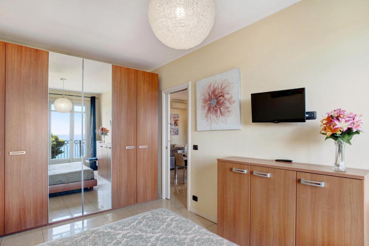 Casa Miradore 600 Mt Dal Mare Imperia Exterior foto